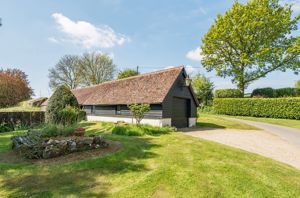 Photo 25- click for photo gallery